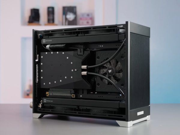 A Pantheon build with a water block and radiator, seen at an angle